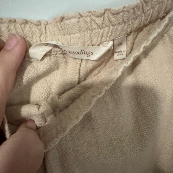 Soft Surroundings - Tan Pants with lace cuffs - Picture 5 of 6